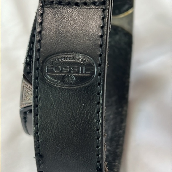 Vintage Fossil Black Leather Belt with Metal Details - Picture 3 of 16